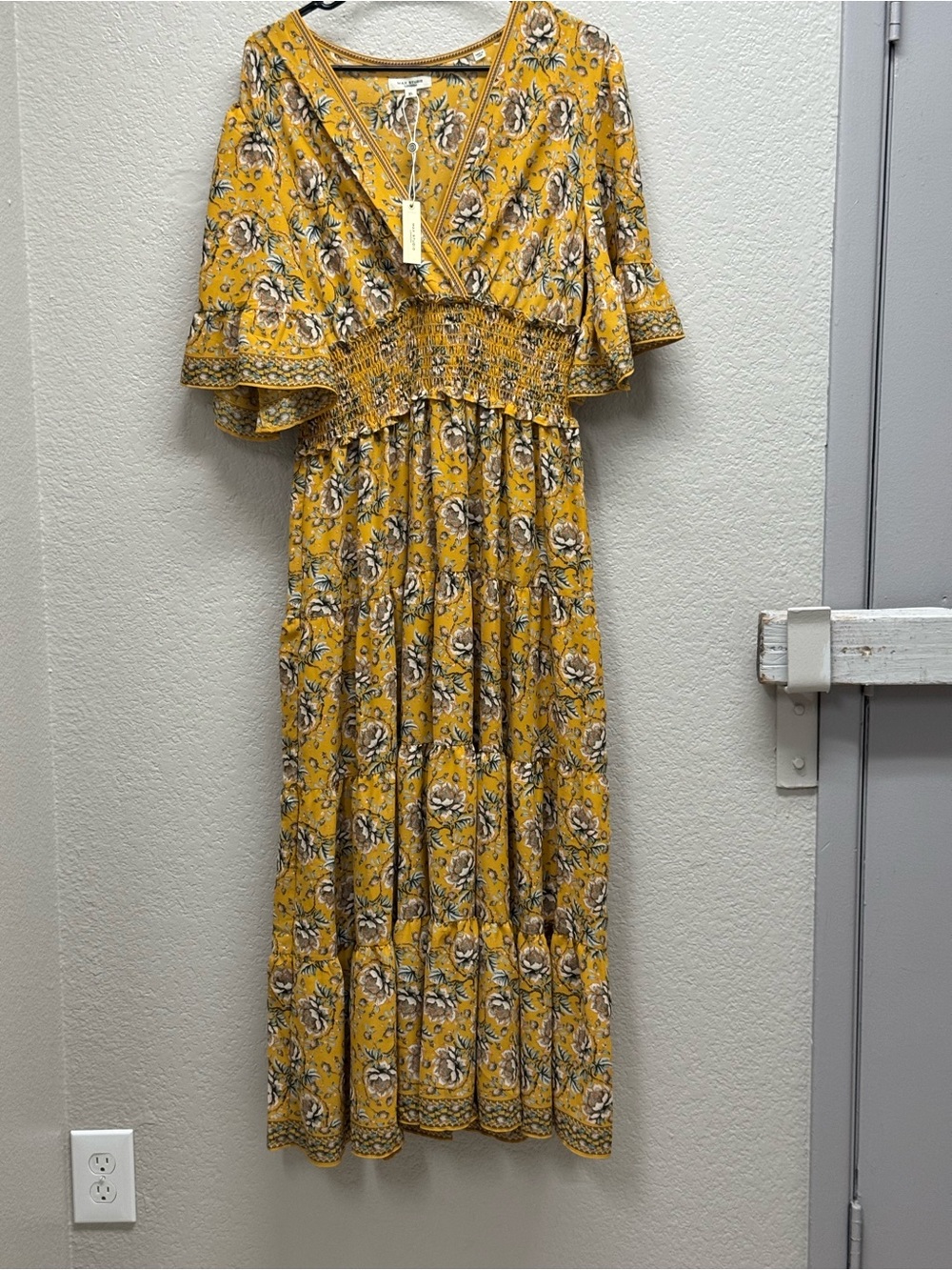 Max Studio London Yellow Floral Smocked Midi Dress size XL Pit 21 L 58” NWT $178